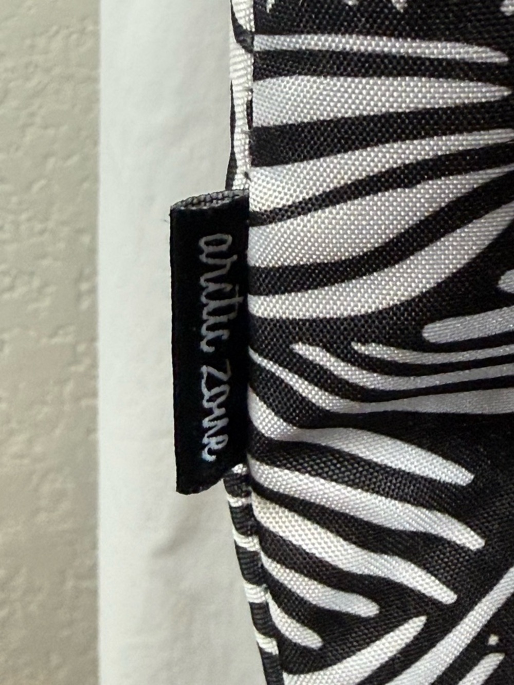 Arctic Zone Black & White Large Lunch Tote - Picture 3 of 8